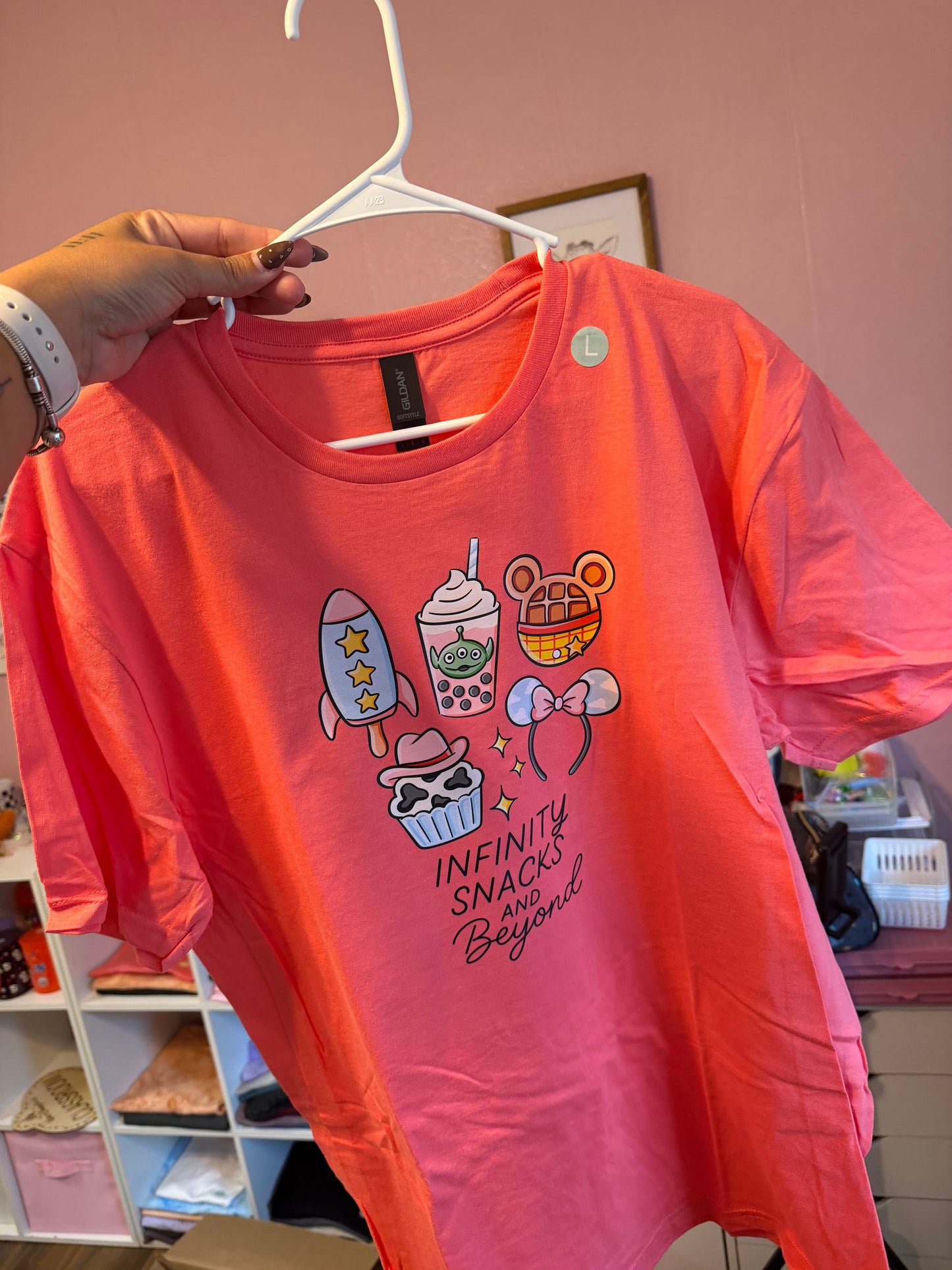 Infinity snacks (Gildan large)