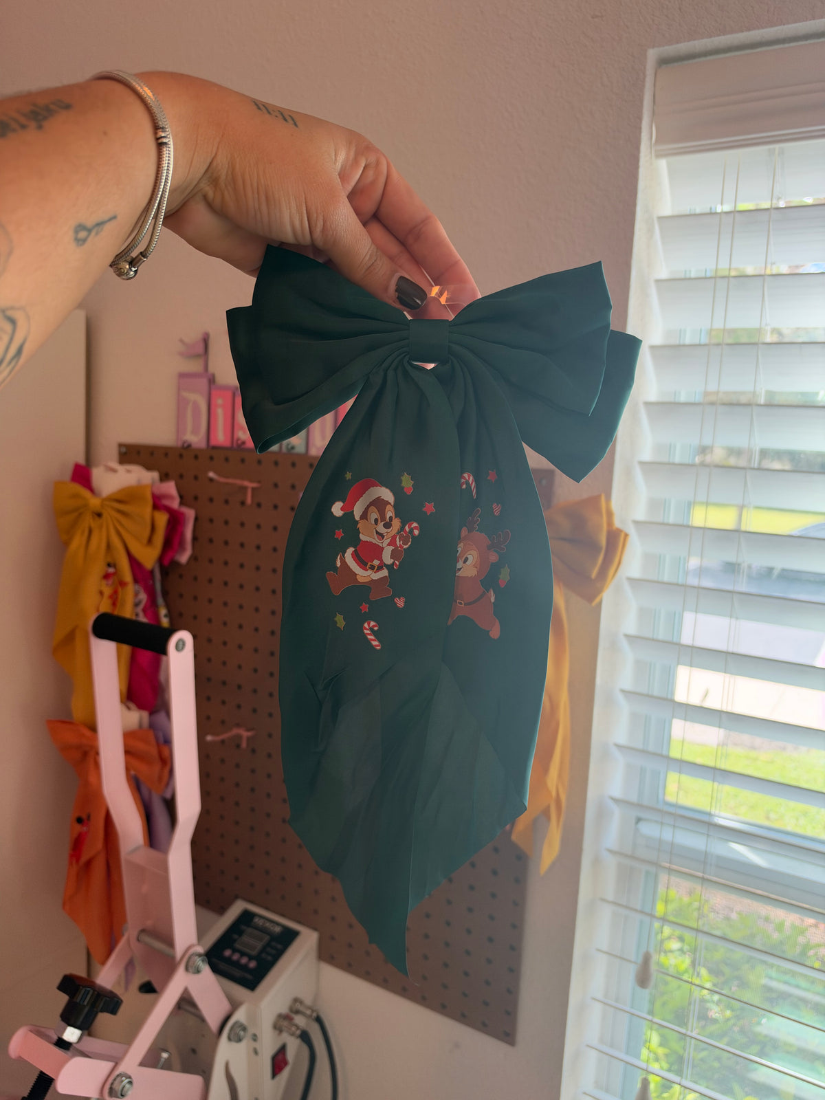 Chip chip  bow