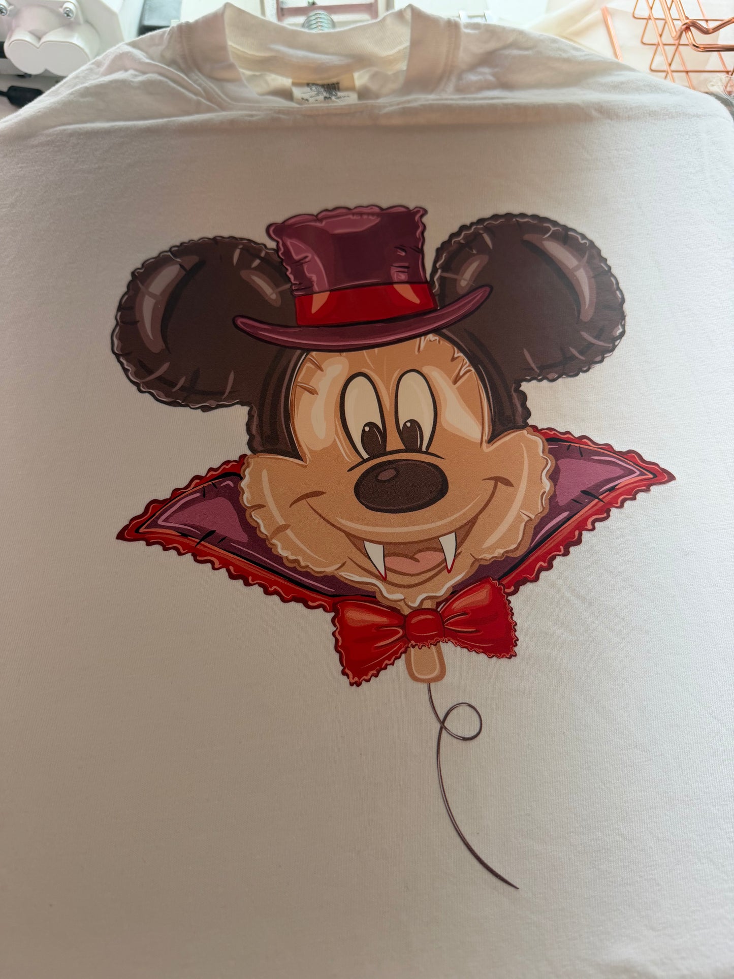 Vampire mouse balloon